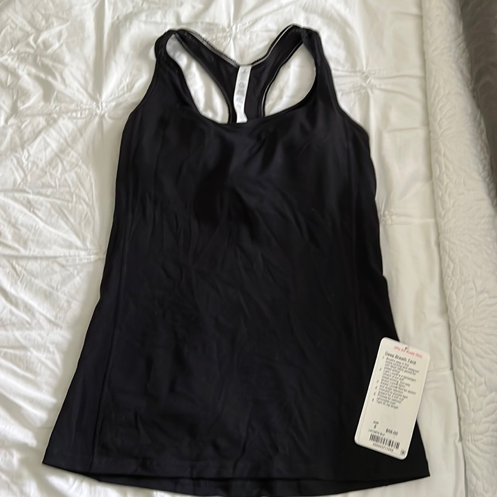 Lululemon NWT: Deep Breath Tank, size 8